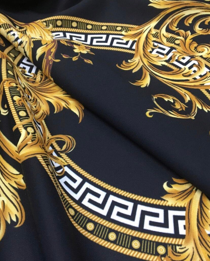 Italian Baroque Design Crepe fabric,Last piece.Price for piece 155*155cm ⋆  Gucci Silk Twill