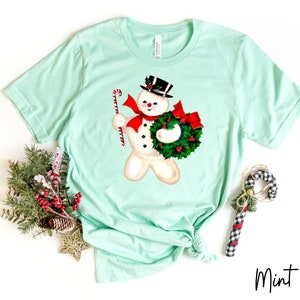 Retro Christmas Frosty Shirt | Vintage Holiday Graphic Shirt | Classic Merry Christmas T-Shirt | Cute Womens Holidays Winter Gift