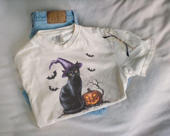 Witch Cat Halloween Shirt, Vintage 90s Halloween Cat Shirt, Retro Cat Shirt, Halloween Shirt, Retro Halloween Tee, Spooky Season Shirt