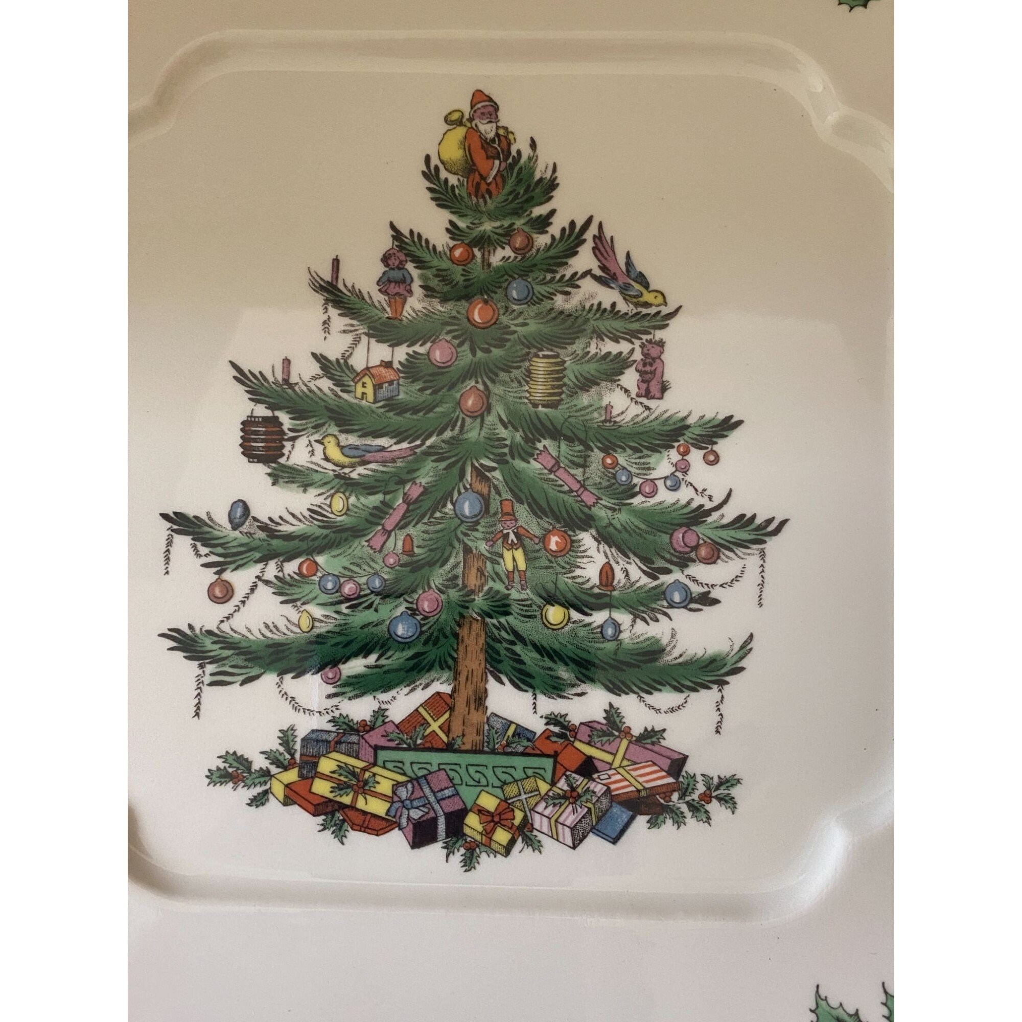 Lot - A Large Group Of Spode Christmas Tree Tableware