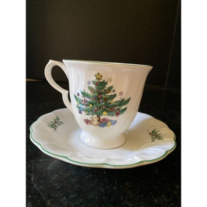 Nikko &quot;Happy Holidays&quot; Cup and Saucer