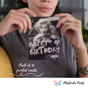 1 Packung mit 10 2-seitigen Geburtstagspostkarten mit premium dickeren cremefarbenen Umschlägen - Merilyn Monroe Happy Birthday Mr Präsident Präsident