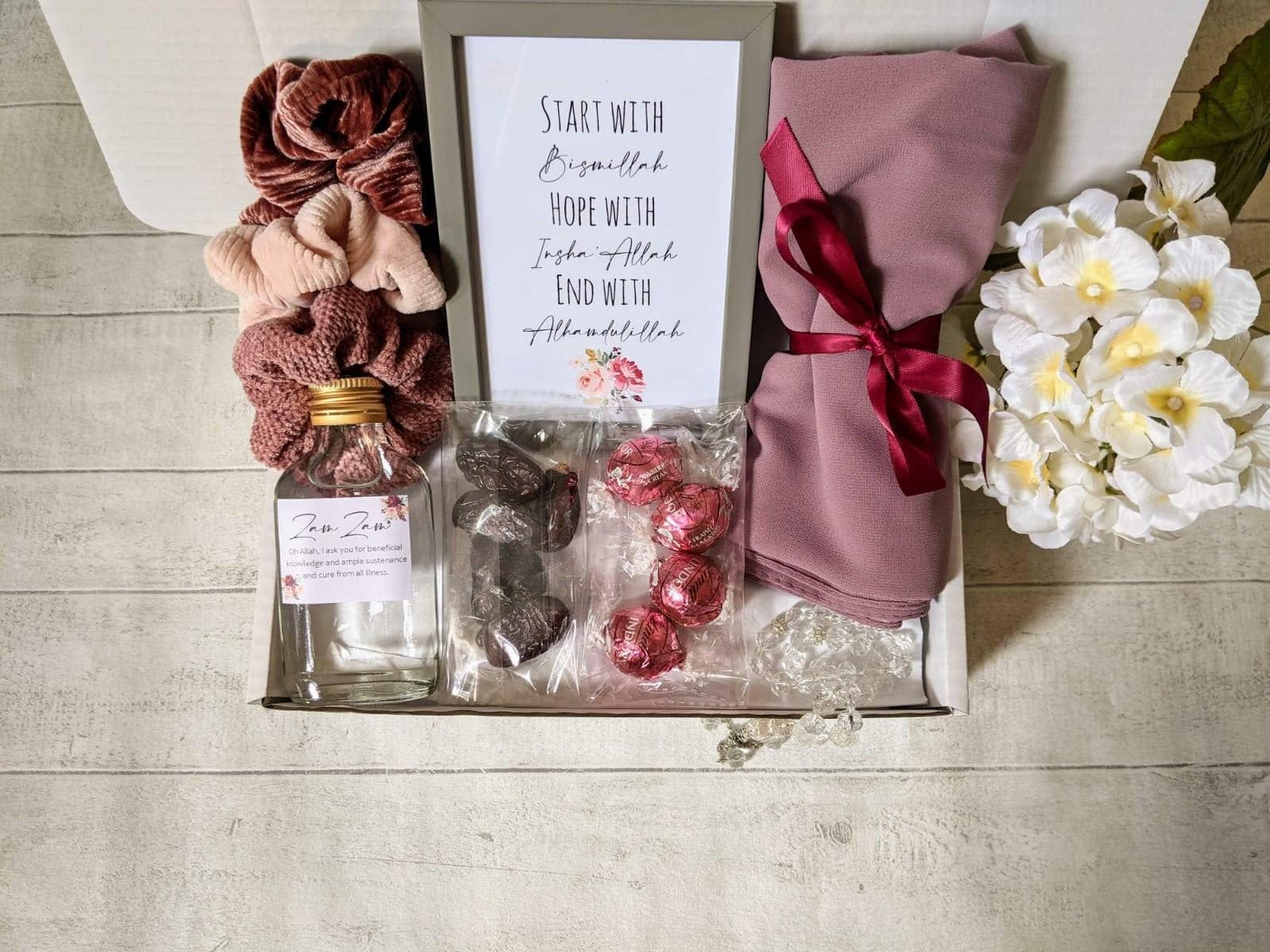 Hampers hijab deals