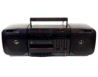 GE AM/FM Cassette Boombox Stereo 3-5667A Detachable Speakers 5-BandEq Tested