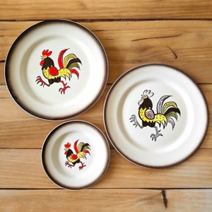 1960s Rooster Plates by Metlox Poppytrail Vernon, Made in California - Pick Your Pieces