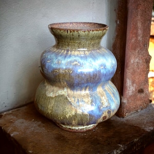 Studio Pottery Double Bubble Vase, Signed Woody 5