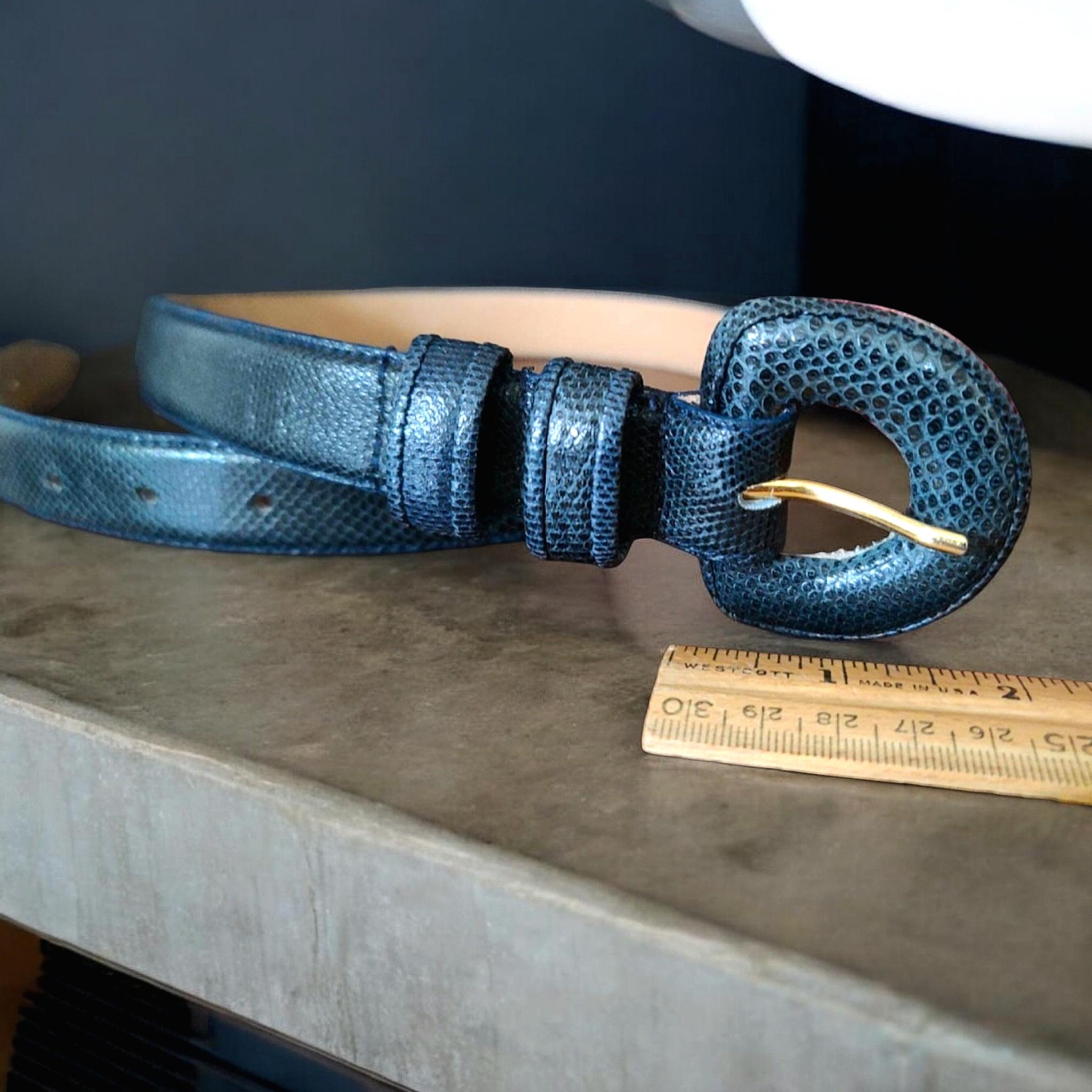 Linda Allard 
Elegant Royal Blue Snake Leather Belt with Gold Buckle (Vintage) Vintage C1980s Cornflower Blue Genuine Snakeskin Exotic  main image 3
