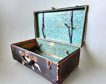 Early 20th Century Shwayder Samson Denver Train Case Hard Shell Suitcase Early Pre Samsonite 1910 Movie Stage Prop Repurpose Vintage Luggage