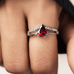 Vintage Teardrop Garnet Ring: Sterling Silver Statement Jewelry