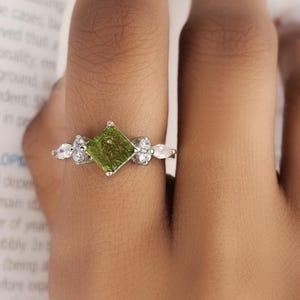 Quadratischer Moldavit Ring: 925 Sterling Silber Edelstein Statement Ring