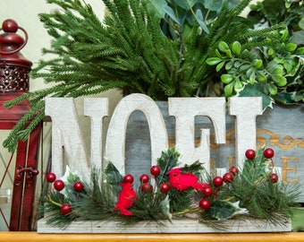 12 » L NOEL Sign w Cardinal Berries