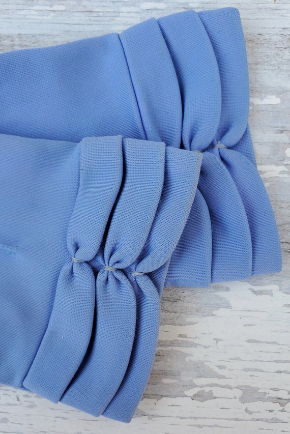Vintage Cuffed Cuties in Delphinium Blue. Small/M… - image 4