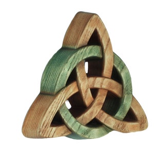 Celtic wall decor Trinity Celtic knot Wooden Celtic plaque Triquetra knot plaque