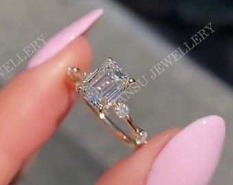 1.5ct Emerald cut Moissanite Engagement Ring With Spaced Diamond Band Wedding Ring 14k Solid Gold Moissanite Anniversary Ring promise Ring