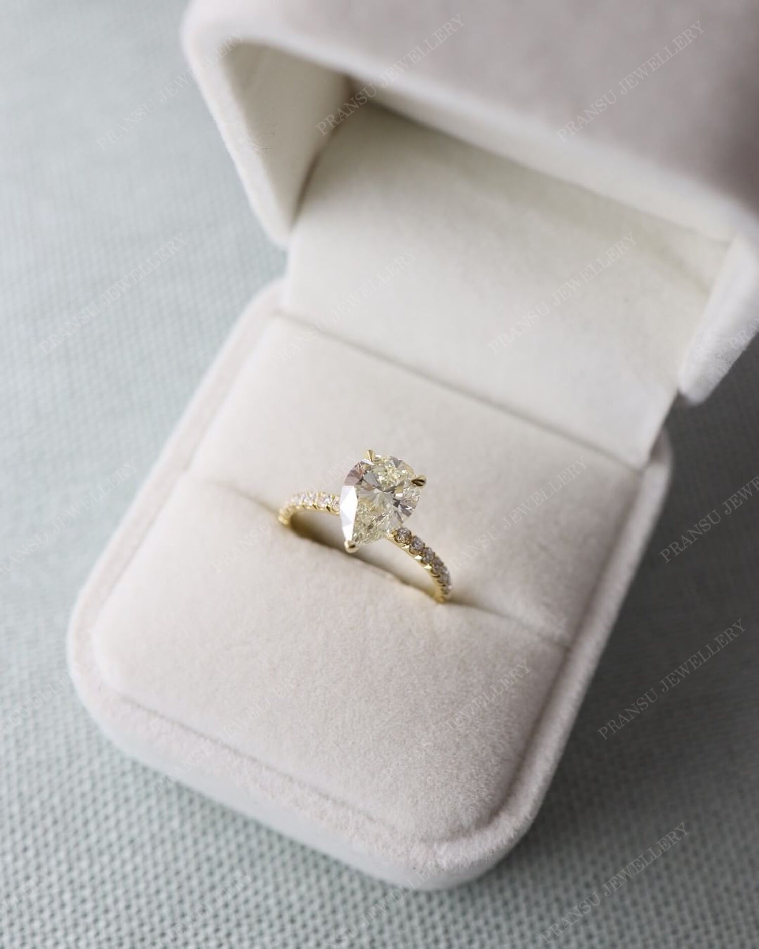 2CT Pear Cut Moissanite Engagement Ring 14k Solid Gold Micro Set Diamond Wedding Ring Crushed