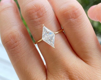 ◇Primaute◇ TRIANGLE RING 41xYWVHHUlL._UF350,350_QL50_.jpg