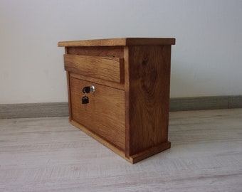 Mailbox / wooden mailbox, made of oak, oiled with linseed oil, but also available untreated (engraving possible)