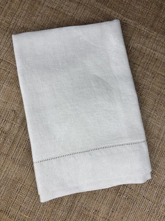 Vintage Cotton Linen Damask Hand Towel