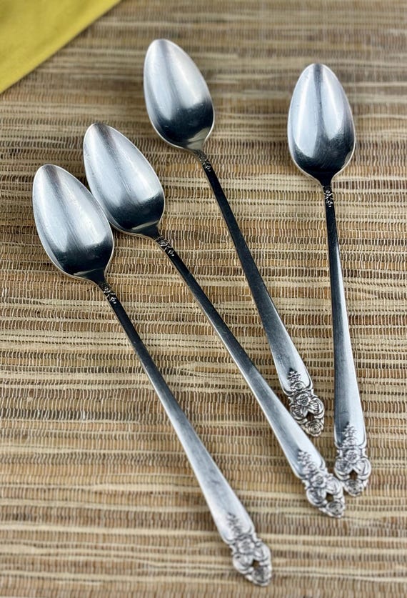 Prestige Plate 1951 Distinction Silver Plate Tea Spoons (4)