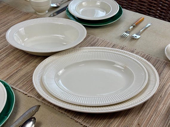 Wedgwood Edme of Etruria & Barlaston Queensware Rimmed Oval Serving Platters