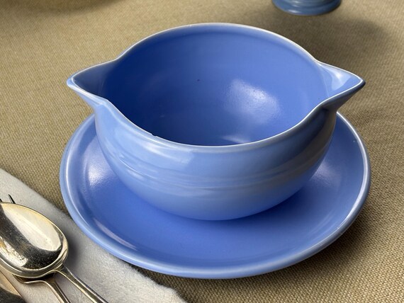 Vernon Kilns Periwinkle Blue Sauce Boat Gravy Boat