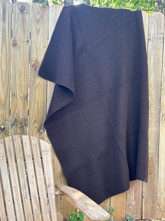 A.P.C. Rue De Fleurus Paris Brown Ribbed Wool Lap Blanket