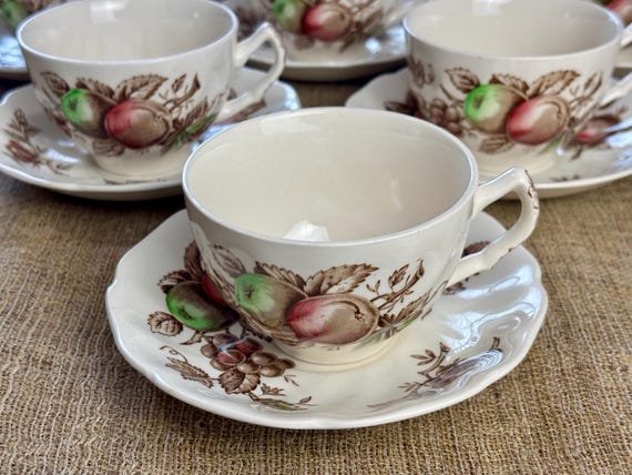 Johnson Brothers English Ironstone Harvest Time Cup and Saucers (6)
