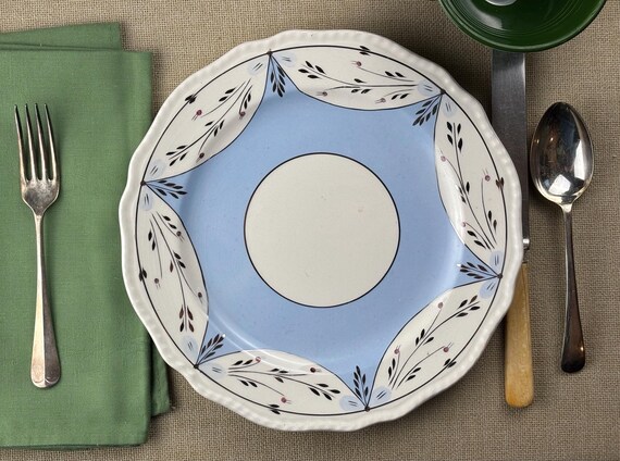 Cumbow Johnson Brothers Old English 10 in Dinner Plate