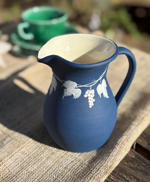 Small Charles Lisk and Judy Petrie Carolina Cameo Creamer North Carolina Pottery 1986