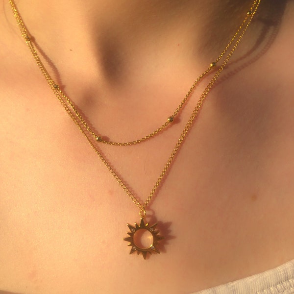 Collier " Sunshine ", double chaines, plaqué or, parfait pour cet été