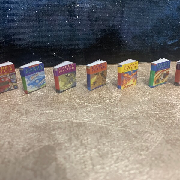 Libros miniatura de Harry Potter 1/12