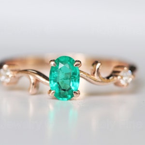 Natural Oval shape Emerald gemstone unique Engagement Ring May Birthstone Promise wedding Green Gemstone dainty Gold Emerald Gift for her