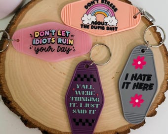 Ensemble de porte-clés motel rétro - citations drôles, couleurs vives, ambiance vintage, porte-clés mignons et impertinents pour sac, sac à main, clés - cadeau pour des amis