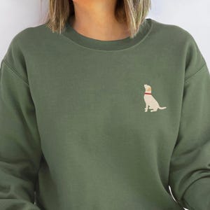 Gele labrador geborduurd sweatshirt lab hond moeder cadeau hondenliefhebber trui huisdier borduurwerk cadeau gele lab cadeau gele lab moeder cadeau lab moeder