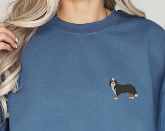 Besticktes Bernedoodle-Sweatshirt für Hundeliebhaber, Bernedoodle-Mama-Shirt, tolles Berner-Liebhaber-Geschenk, weiches besticktes Bernedoodle-Hundehemd