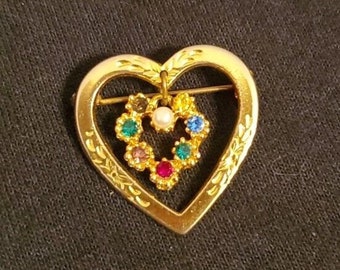 Vintage Heart Dangle Pin Gold Tone Brooch Unmarked