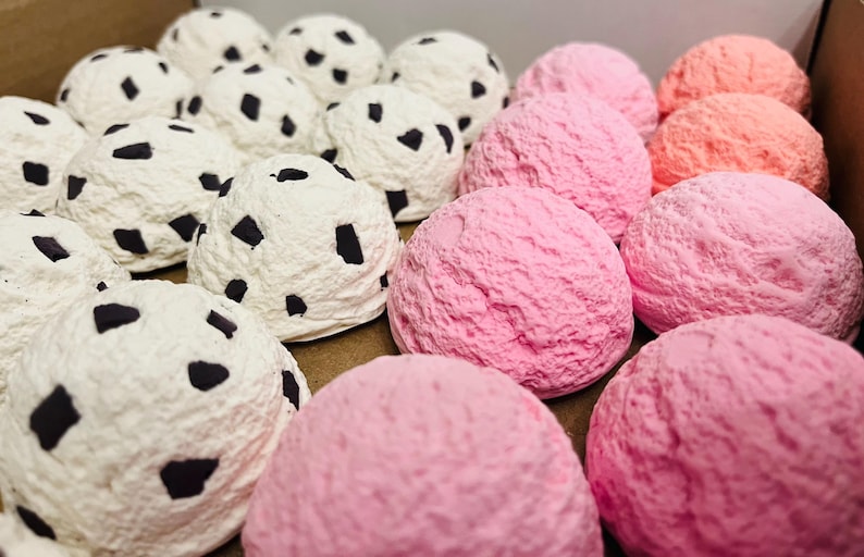 Fake Ice Cream Scoops: Assorted Flavors image 2