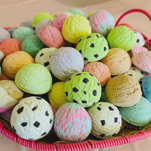 Fake Ice Cream Scoops: Assorted Flavors