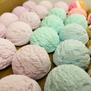 Fake Ice Cream Scoops: Assorted Flavors image 10