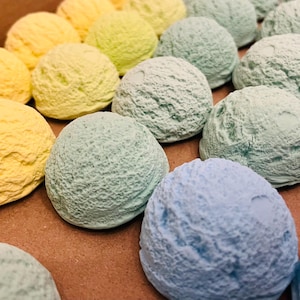 Fake Ice Cream Scoops: Assorted Flavors image 9