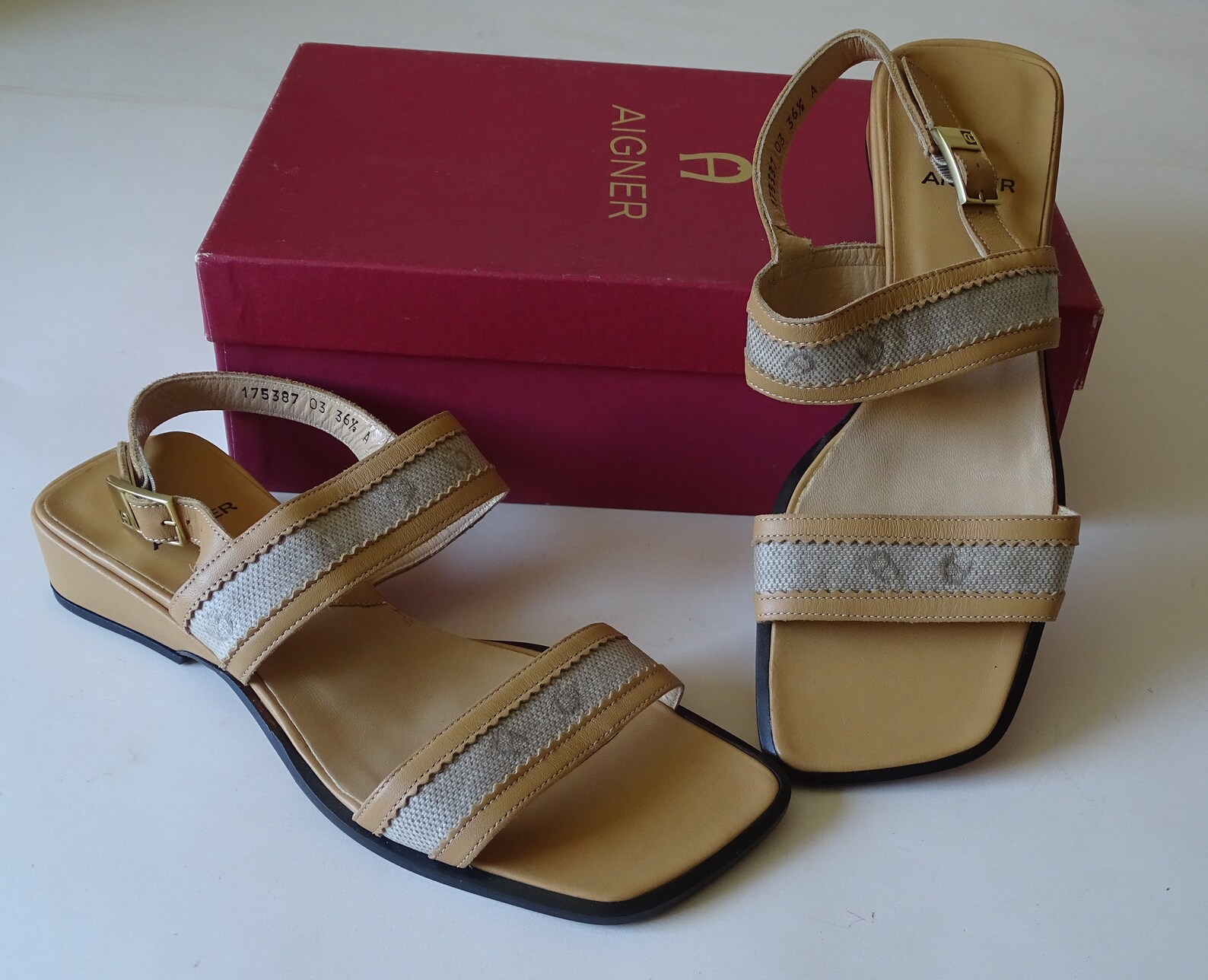 aigner sandals