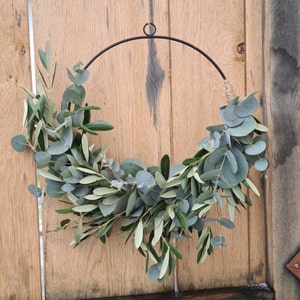 Door wreath made of fresh green / eucalyptus olive hoop / natural door decoration / wall decoration / church jewelry / front door wreath