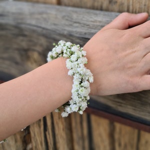 Fresh gypsophila bracelet / wrist jewelry / bride bangle / flower bracelet / women's bracelet / bridal jewelry / bridal accessories