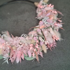 Trockenblumenkranz DIY, Trockenblumenkranz selbst gestalten, haltbarer Türkranz, Trockenblumenkranz bunt, Bambusring Kranz, ganzjähriger Kranz für Haustür, jahreszeitlicher Kranz, Kranz aus Trockenblumen, Geschenkset DIY Kranz, Kranz selbst binden