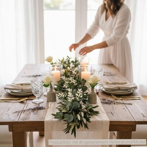 frische Tischgirlande, Brautgirlande, Autoschmuck Girlande grün, Autogirlande, Blumenschmuck für Tisch Eukalyptus und Olive, gebundene Hochzeitgirlande, Girlande Traubogen, frisch gebundene Girlande, Tischgesteck Hochzeit, Girlande freie Trauung