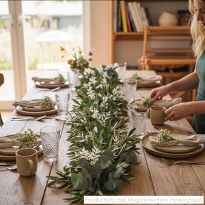 frische Tischgirlande, Brautgirlande, Autoschmuck Girlande grün, Autogirlande, Blumenschmuck für Tisch Eukalyptus und Olive, gebundene Hochzeitgirlande, Girlande Traubogen, frisch gebundene Girlande, Tischgesteck Hochzeit, Girlande freie Trauung