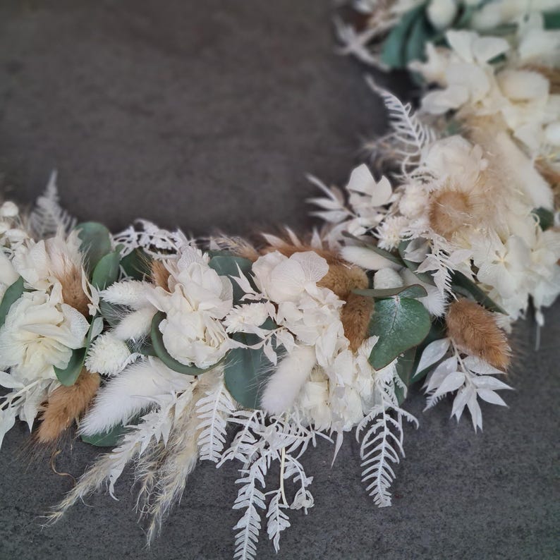 Trockenblumenkranz DIY, Trockenblumenkranz selbst gestalten, haltbarer Türkranz, Trockenblumenkranz bunt, Bambusring Kranz, ganzjähriger Kranz für Haustür, jahreszeitlicher Kranz, Kranz aus Trockenblumen, Geschenkset DIY Kranz, Kranz selbst binden