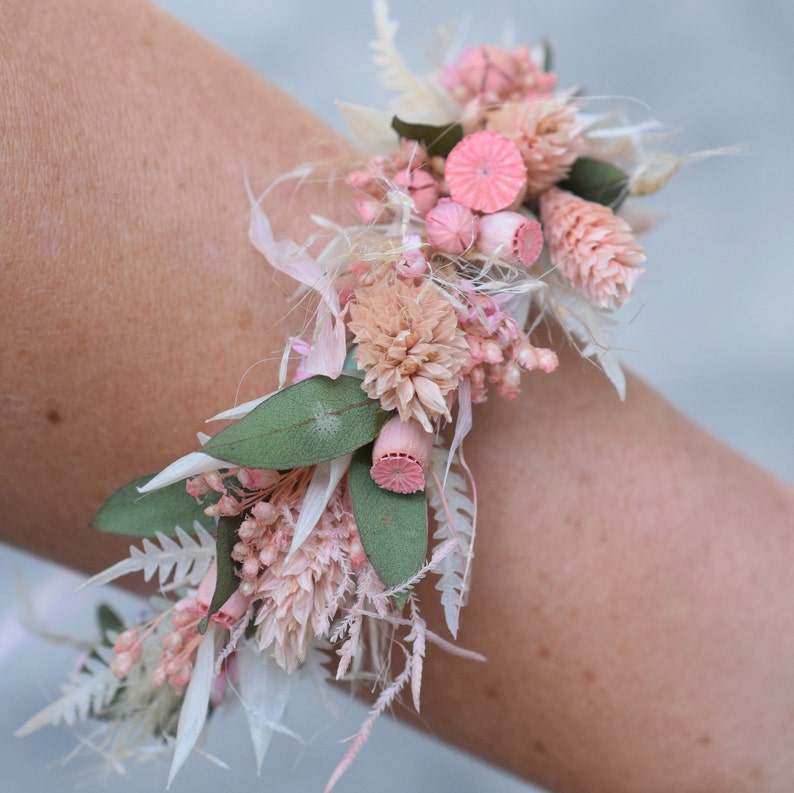 Trockenblumen Armand, Armband aus Trockenblumen, Blütenband für Handgelenk, Brautschmuck Blumenarmband, haltbares Blütenarmband, Armschmuck Braut Trockenblumen, Kränzchen für Handgelenk, Blumenarmband Kommunion, Armschmuck Kommunion