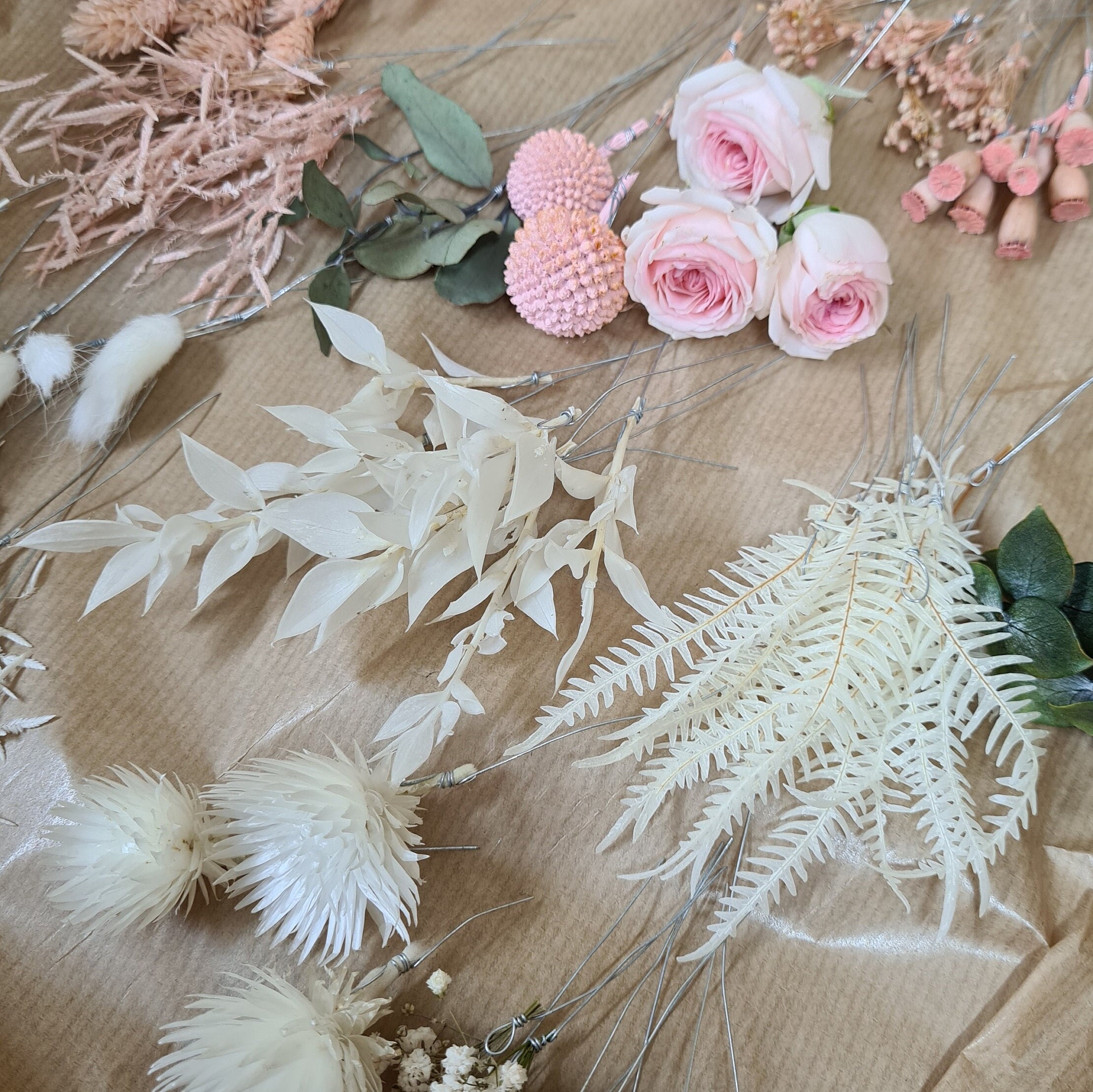 Dried Flowers for Hair – Wired Flower Box for Bride and  display picture 2