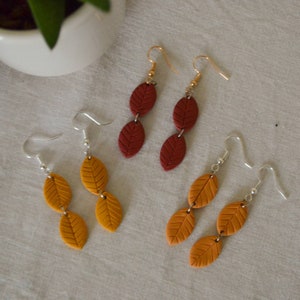 Leafy dangle earrings